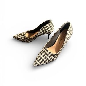 Zuyitao Black and White Houndstooth Heels. Size 39